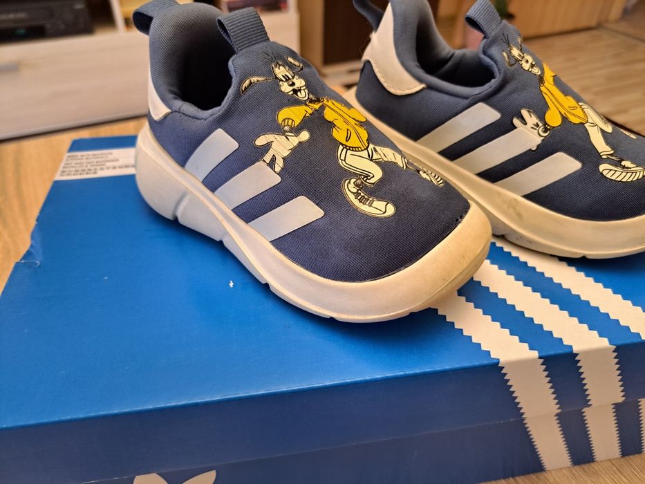 Детски обувки"Adidas" с щампа Goofy