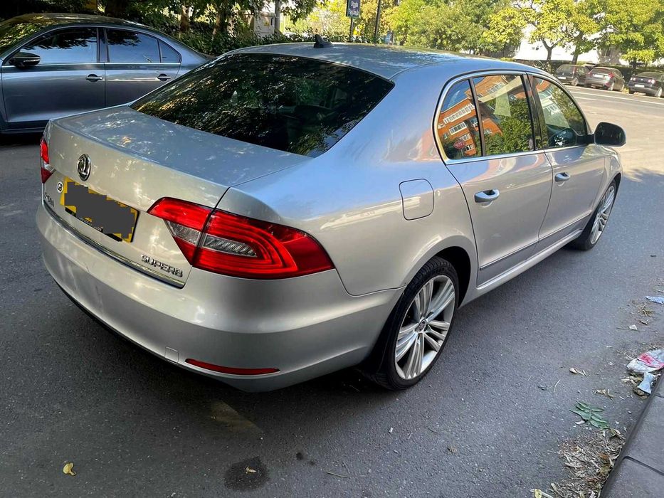 Dezmembrez Skoda Superb 2 FL 2014 2.0 CFF