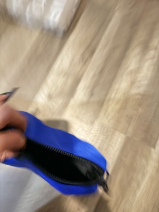 Hugo  чанта  оригинална