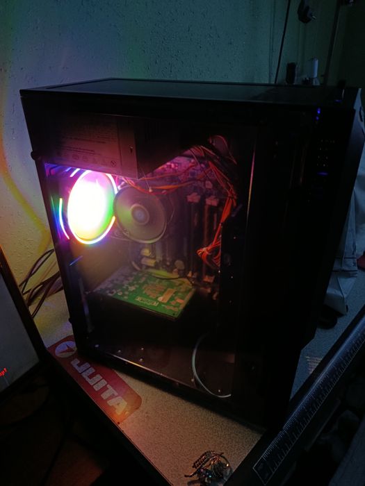 СРОЧНО Компьютер Сотилади