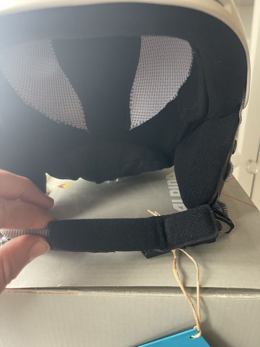 Ски каска Alpina