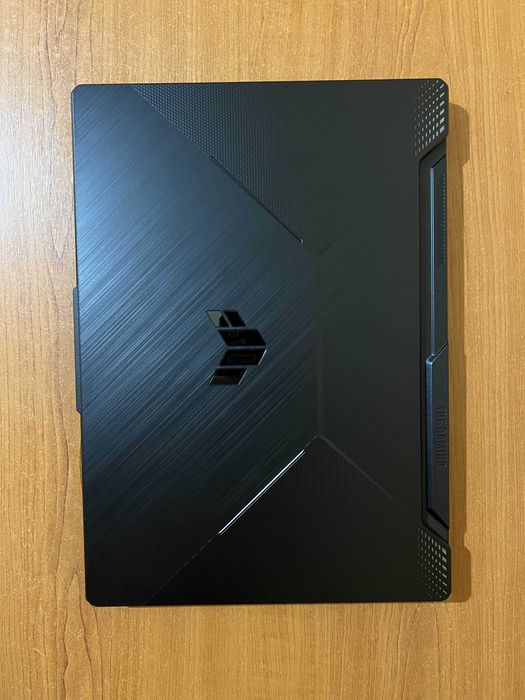 ASUS TUF F15 // Nvidia RTX 3060 // 16 GB RAM // 512 GB SSD