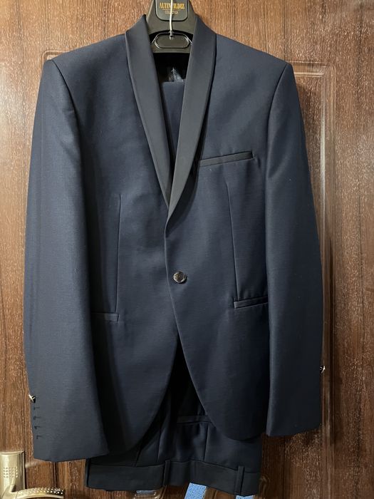 Мъжки костюм Daniel Perry