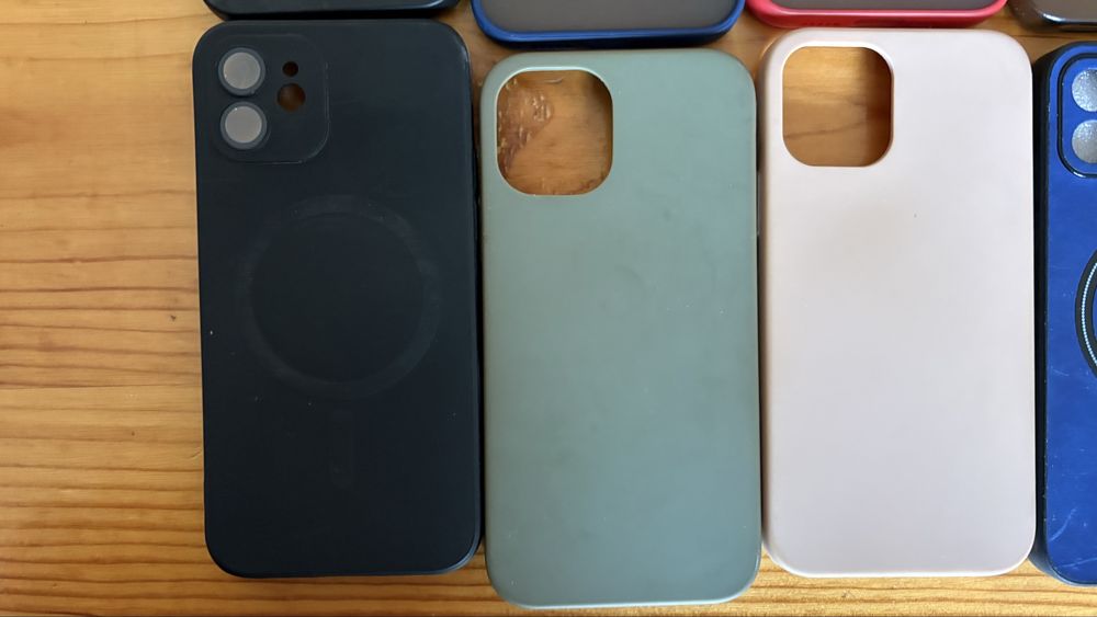 Кейсове (гръбчета) за Iphone 12