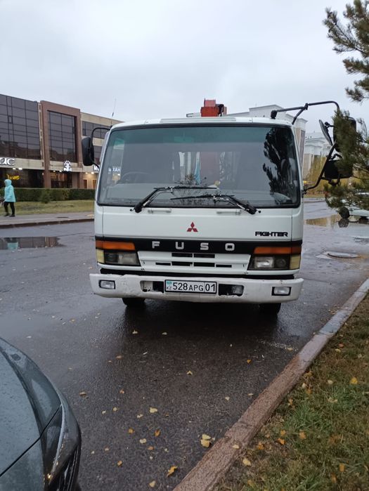 Бортовой манипулятор Mitsubishi Fuso