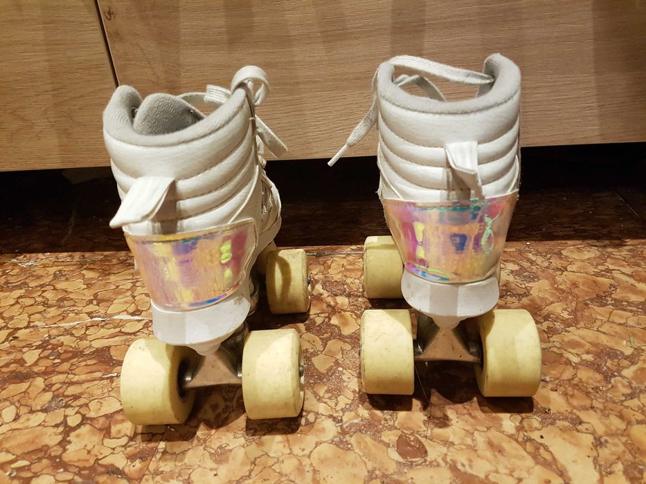 Patine cu rotile  marimea 31