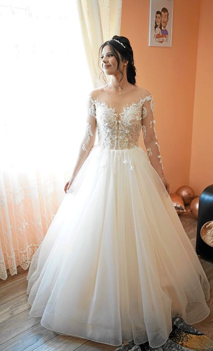 Rochie de mireasa stil printesa