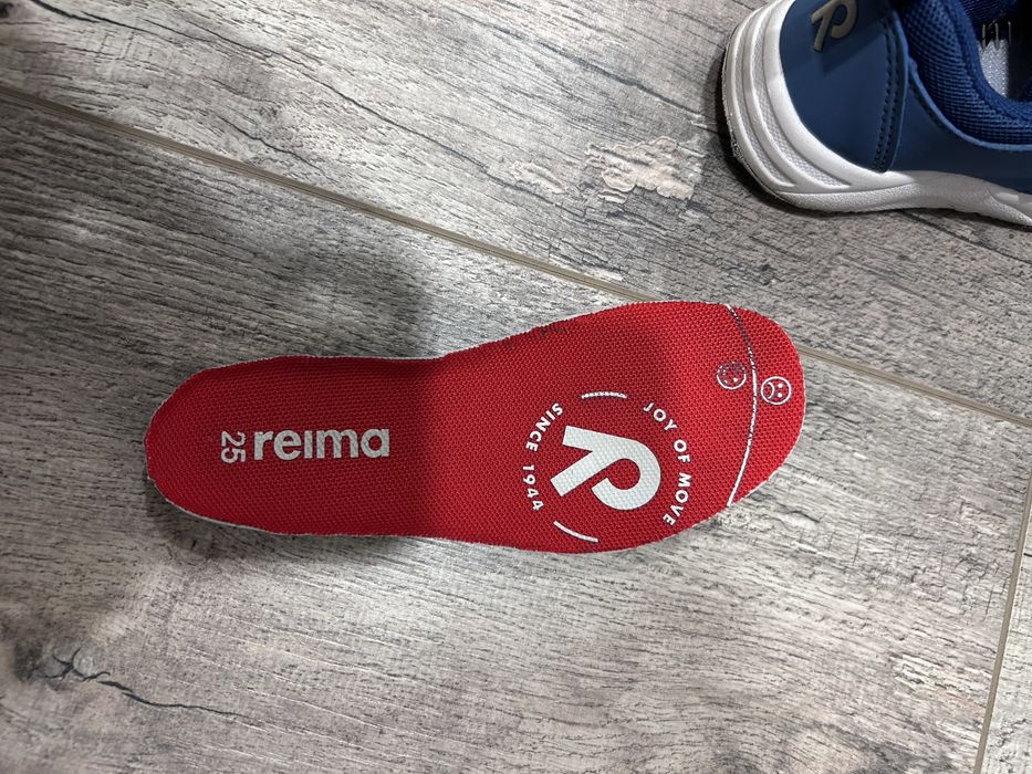 Продам обувь детскую РЕИМА