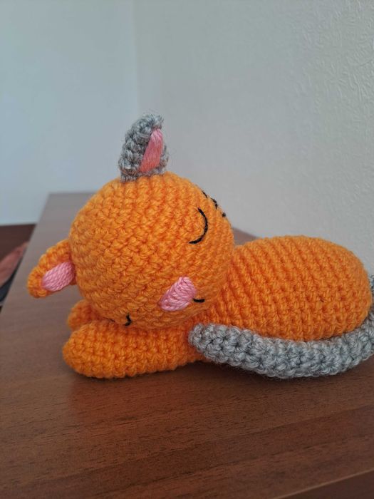 Продавам плетени играчки