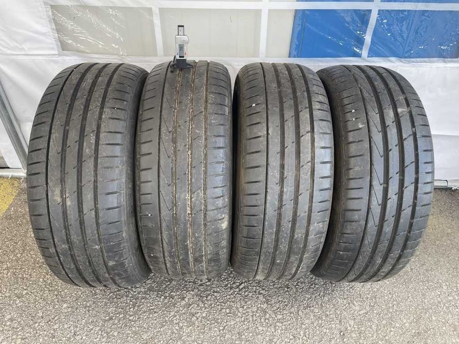 .летни Гуми Hankook 225/55/17 с ДОТ 51/2017г.