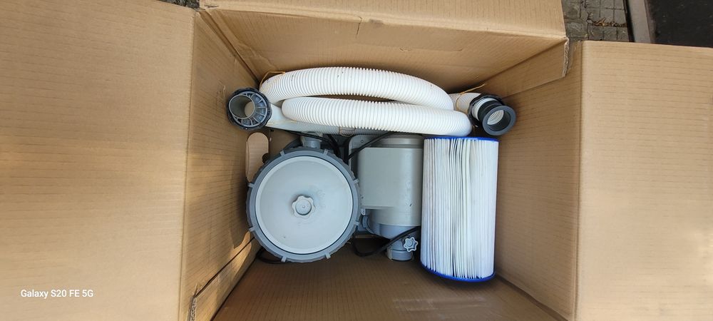 Помпа за басейн BESTWAY - 9.463 L/ 2.500 AL