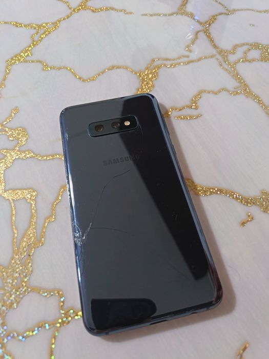 Samsung Galaxy S10E 128/6 GB RAM