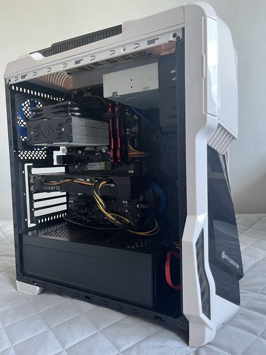 Pc gaming complet i7 7700k+cooler+gigabyte rtx 2060 6GB DDR6+16g rami hyperx ddr4+sursa+ssd kingston 480gb+carcasa gaming alba