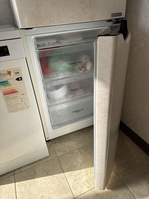 Холодильник в хорошем состоянии