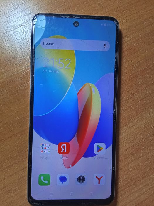 Продам телефон Tecno spark