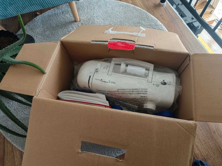 Неизползвана Шевна Машина Singer Tradition 160 (2250)