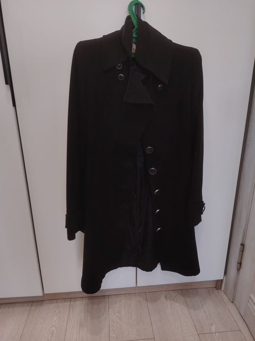 Продам пальто осень-весна