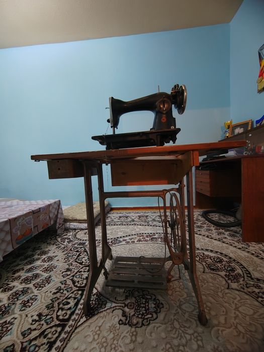 Tikuv mashinasi Srochni sotiladi