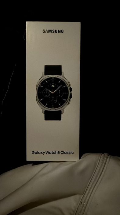 Смарт часовник нов