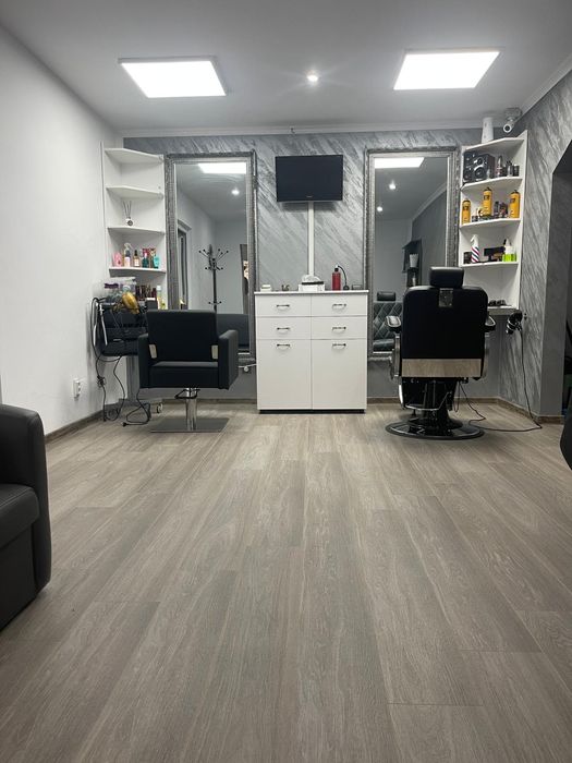 Post de lucru Inchiriez scaun frizer,coafor