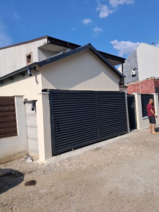 Construim garduri din panou jaluzele, sipca metalica, BCA tabla plasa