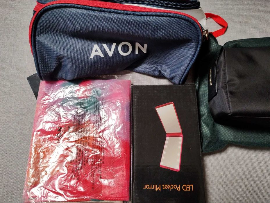 Дамски чанти и аксесоари от AVON, ORIFLAME