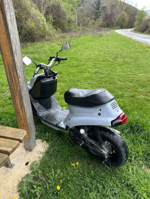 Yamaha booster 50cc 2t