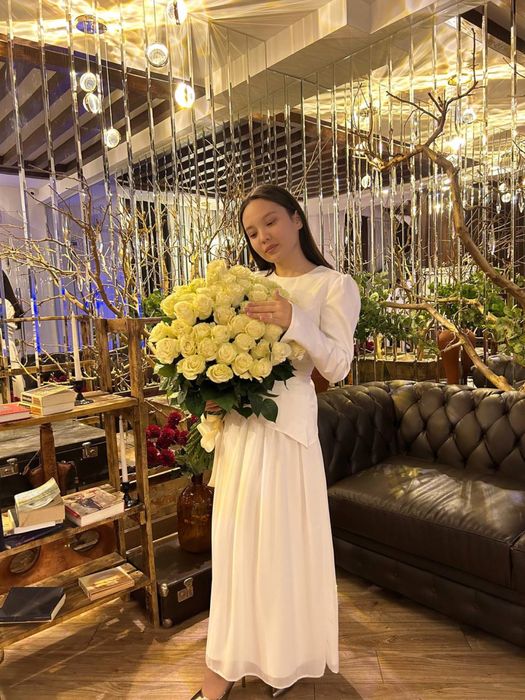 Базовый платье одевала 1 раз размер 44