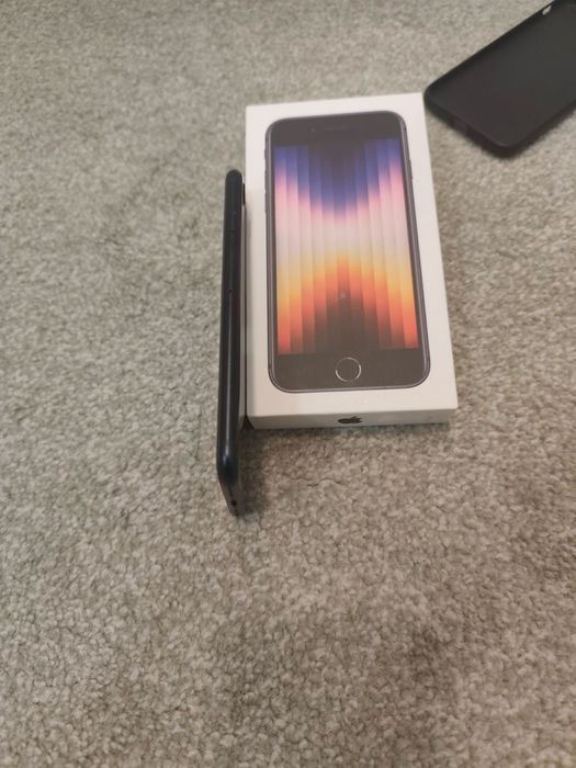 iPhone SE 3 gen Гаранция!!