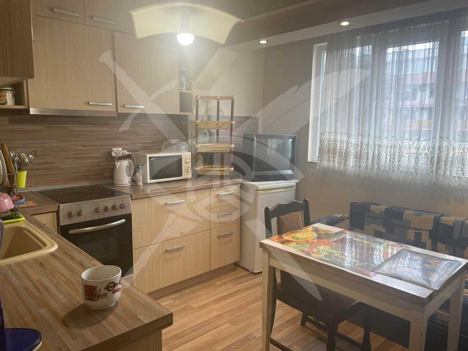 Тристаен апартамент в района на Левски - 172263