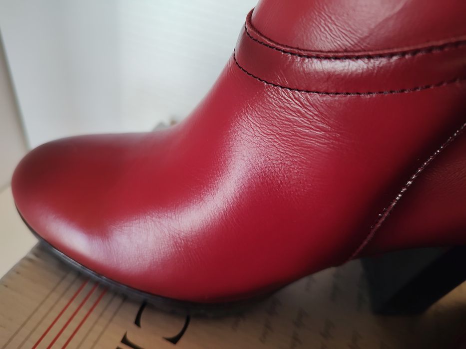 Чисто нови дамски боти от естествена кожа Gracia