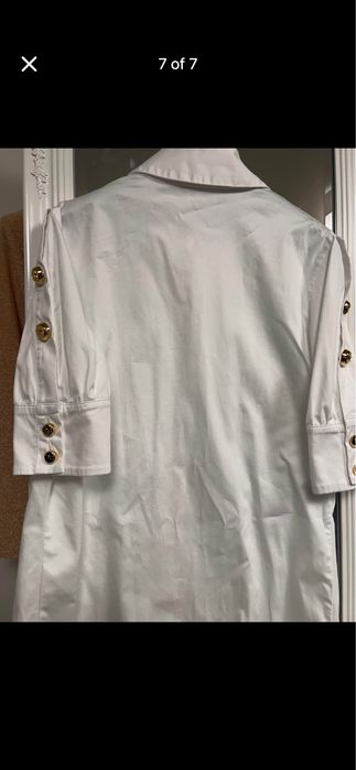 Elisabetta Franchi бяла риза с брандирани коочета и дантела