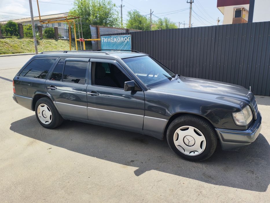 Продам Мерс хорошее состояние кости целые