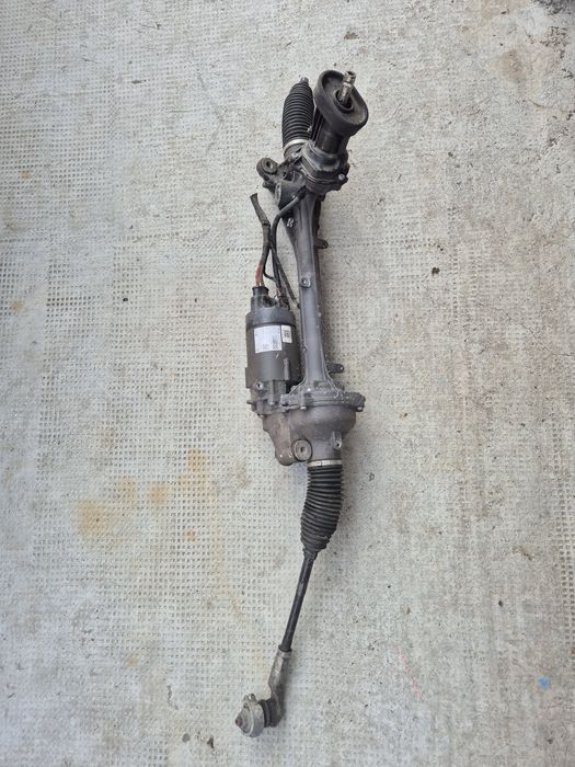Caseta de direcție vw passat b8 5Q0910143C