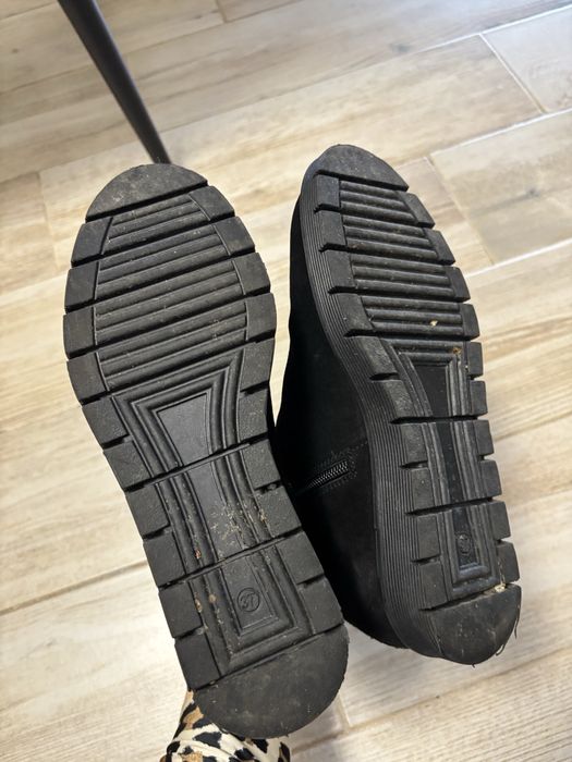 Ghete piele intoarsa Anna Cori