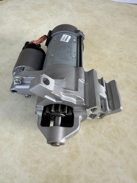 Стартер на БМВ G05 новый в оригинале