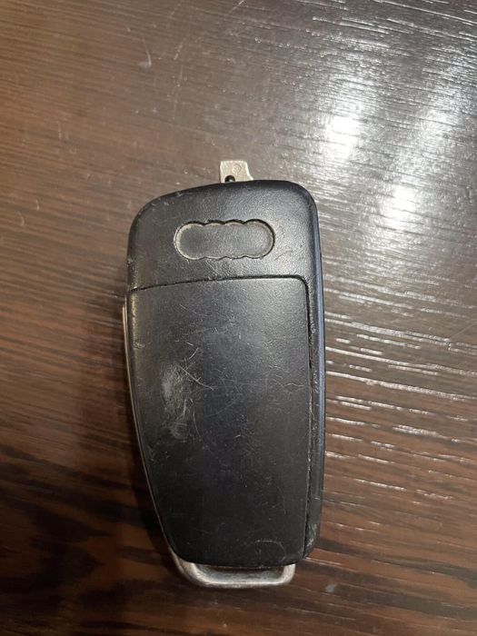 Ключ от Ауди А3Мерцедес пежо