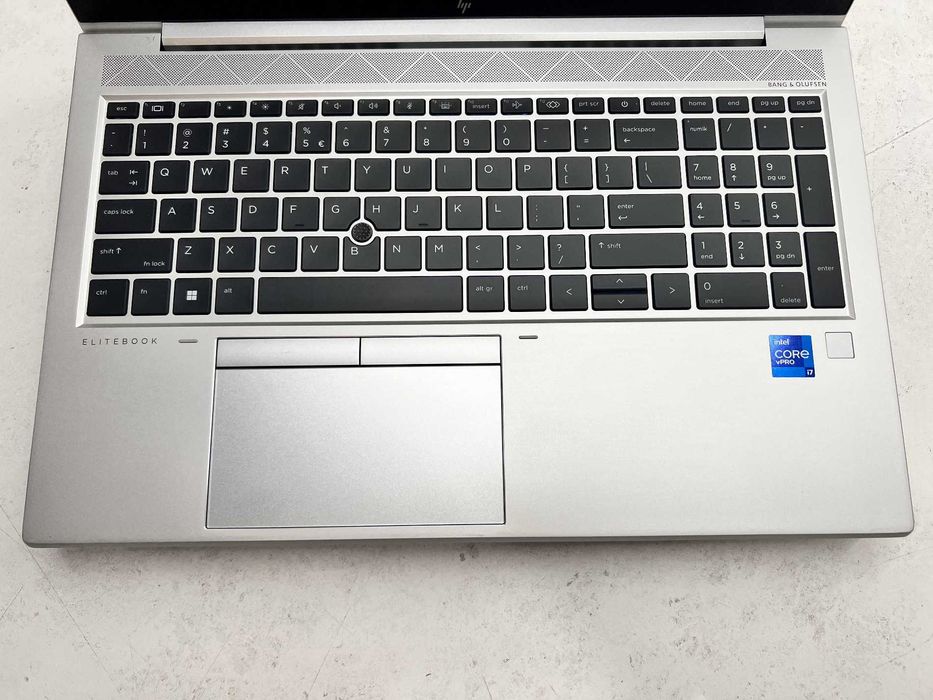 Реновиран лаптоп HP EliteBook 850 G8 15.6" Touch i7-1185G7 32GB DDR4 510GB NVMe/ клас А/ 12м гаранция