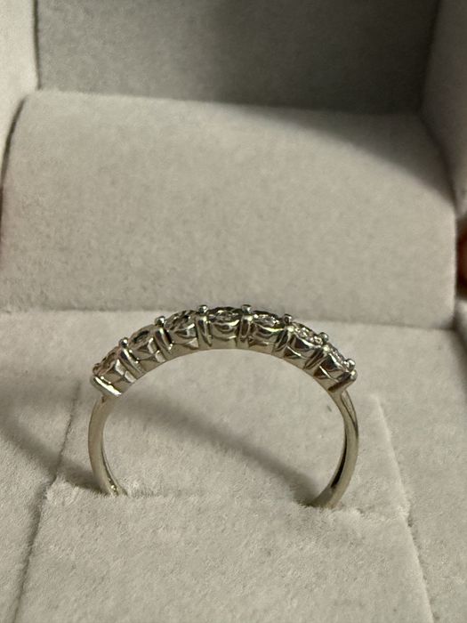 Бриллиантовое кольцо