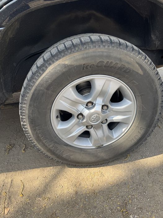 Диски в оригинале от land cruiser 100