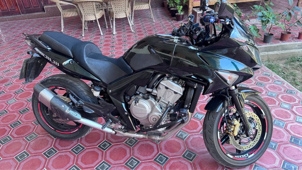 Honda cb 600f 2010