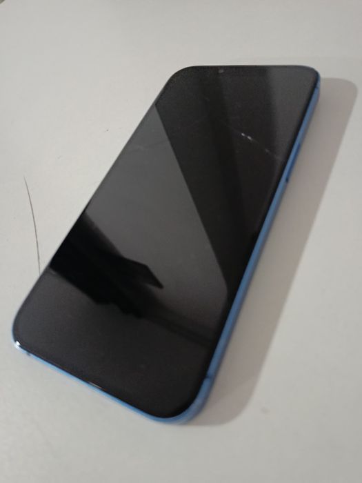 Продам iphone 13