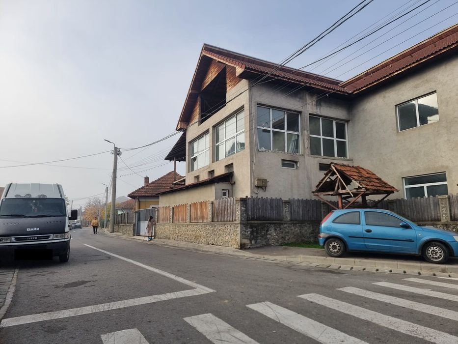 Casa P+1+m de vanzare