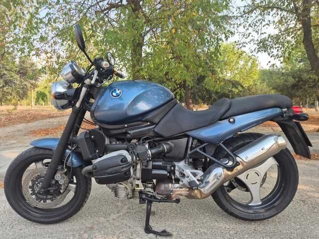 Motocicleta BMW R1100R
