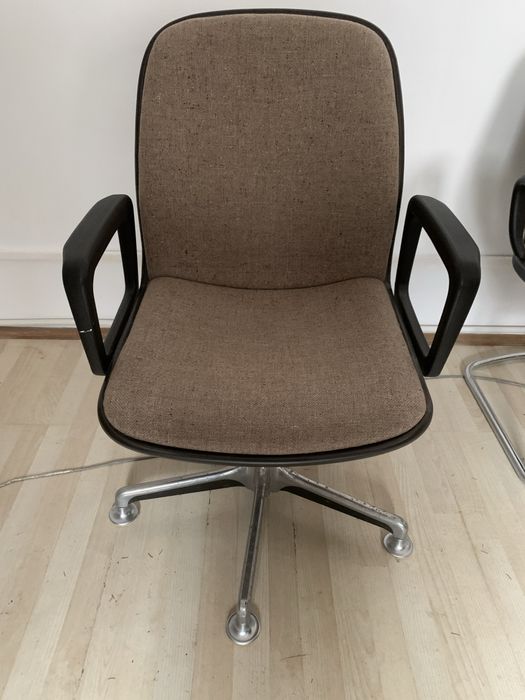 Scaun rotativ, in stare foarte bună