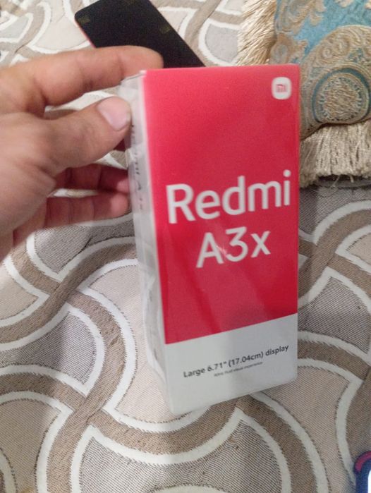 Продам Редми тел