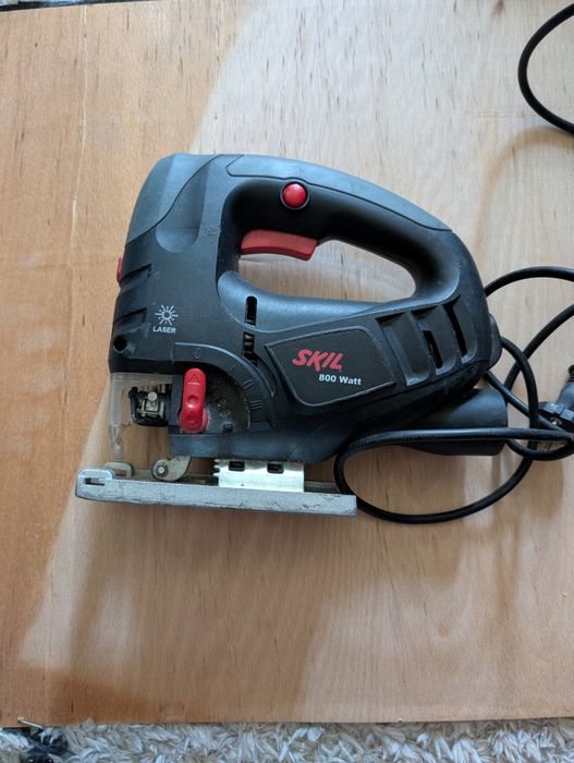 Прободен трион зеге Skil 1061