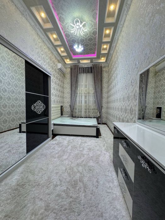 Продается 4 ком. Квартира на 2 этаже площадью 135 кв.м. По ул. Рудаки