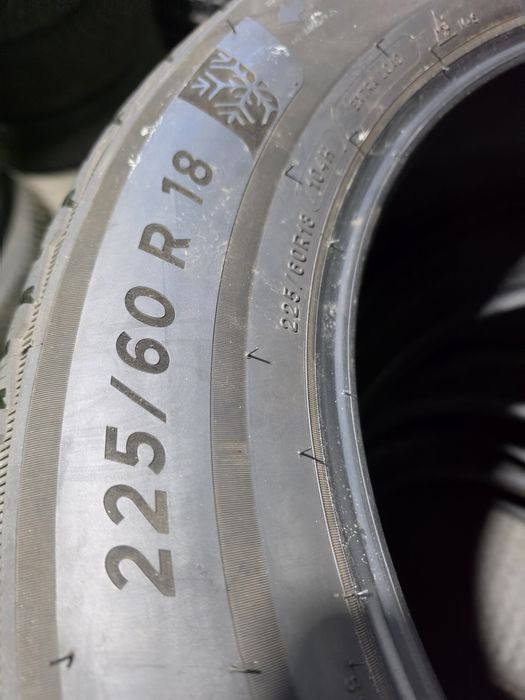 2 бр зимни 225/60/18 Michelin 2020г 8мм