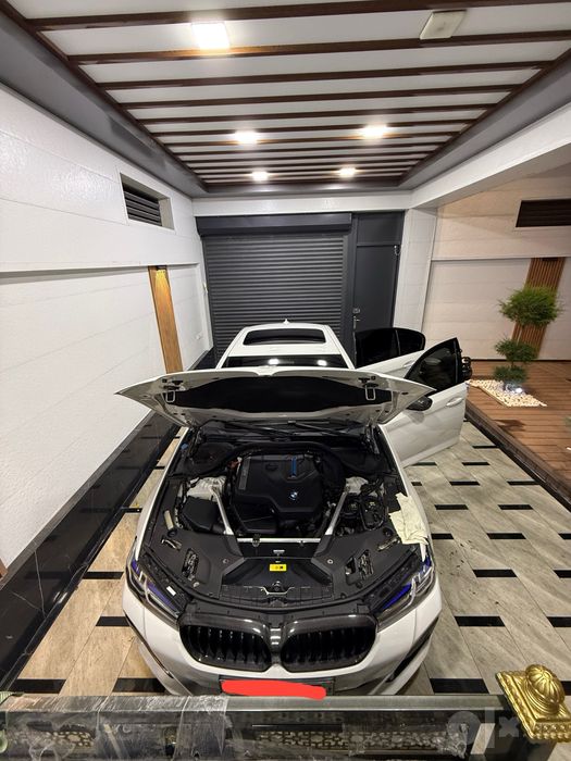 BMW 5 Seria G30 530E sotiladi ulgurib qolila